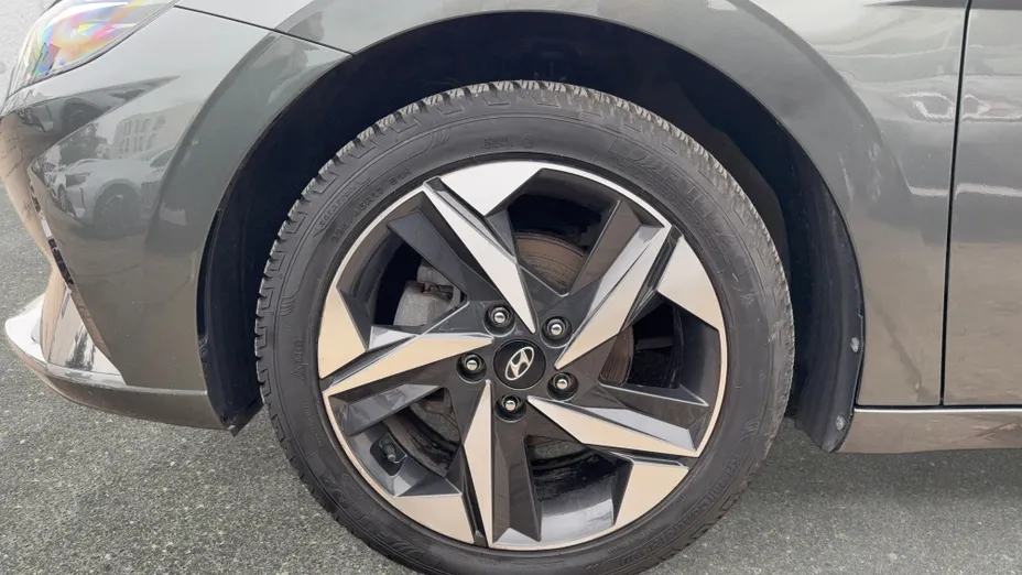 HYUNDAI Elantra Elantra 1.6 Executive CVT