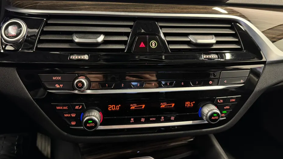 BMW Seria 5 520d xDrive mHEV aut