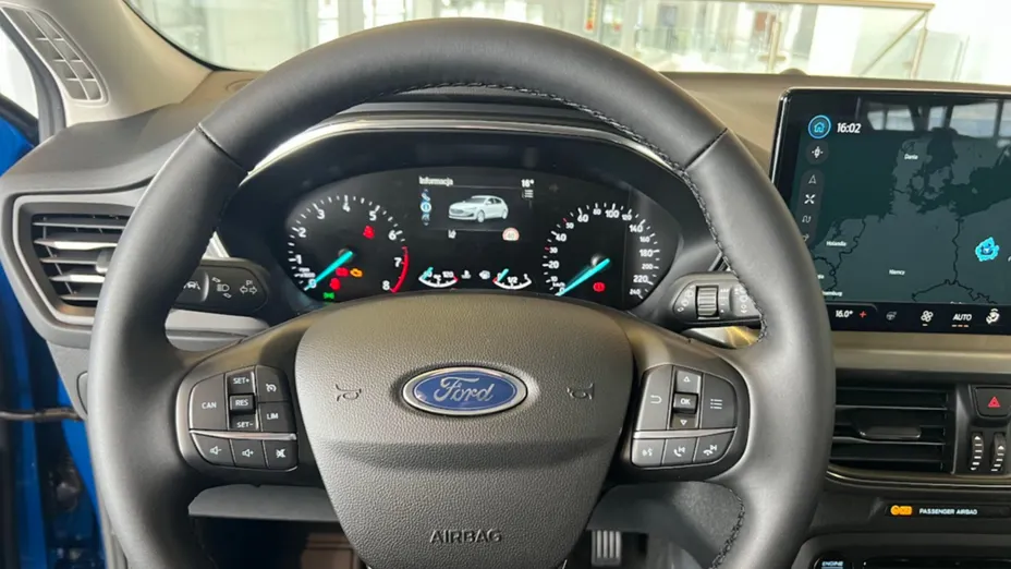 FORD Focus Focus 1.0 EcoBoost Titanium Nowy