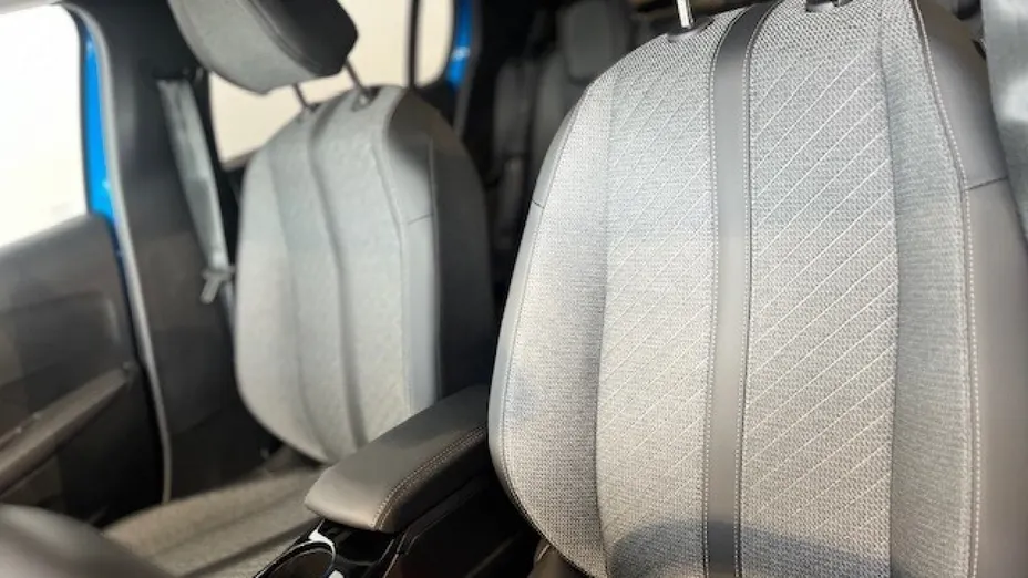 PEUGEOT 208 208 1.2 PureTech Allure S&S Nowy