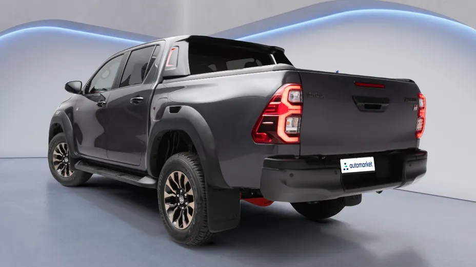 TOYOTA HiLux Hilux 2.4 D-4D Double Cab DLX 4x4 Nowy