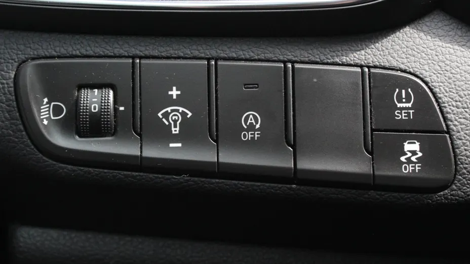 HYUNDAI i30 i30 1.0 T-GDI Modern