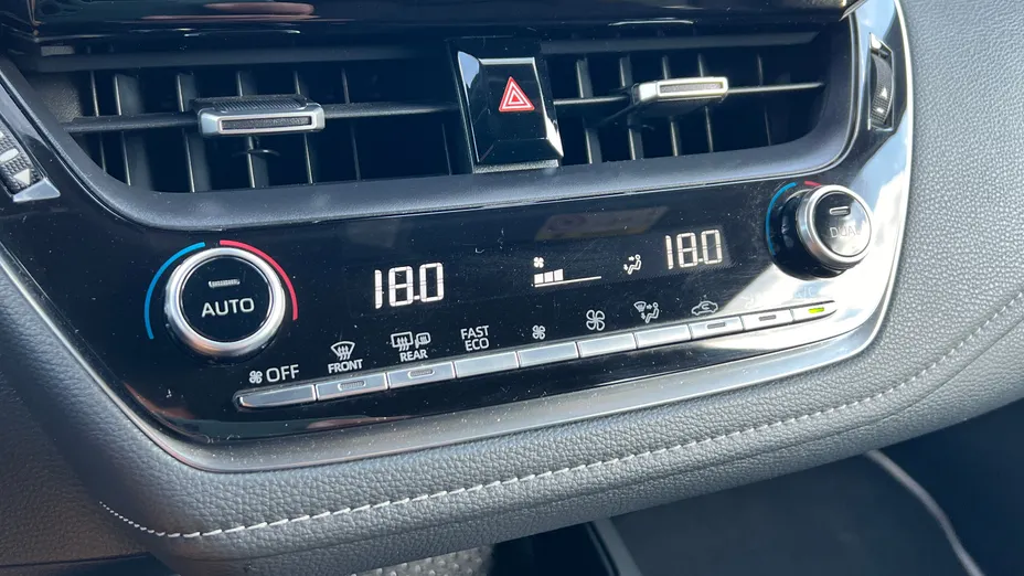 TOYOTA Corolla Corolla 2.0 Hybrid Comfort