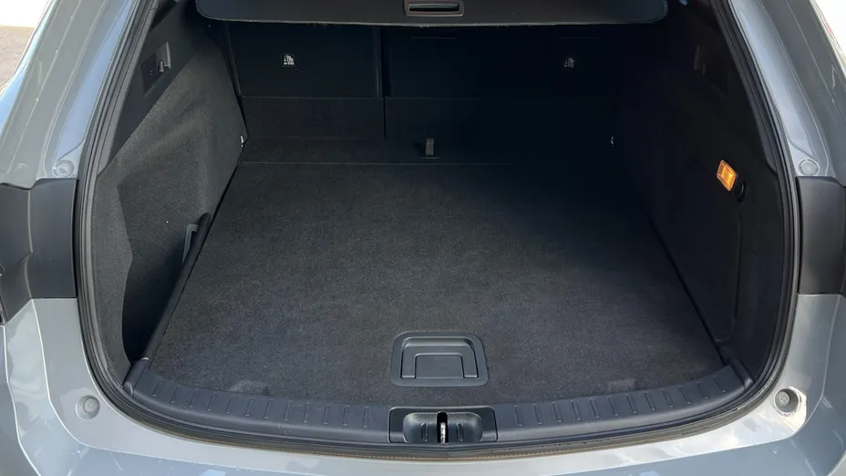 TOYOTA Corolla Corolla 2.0 Hybrid Comfort