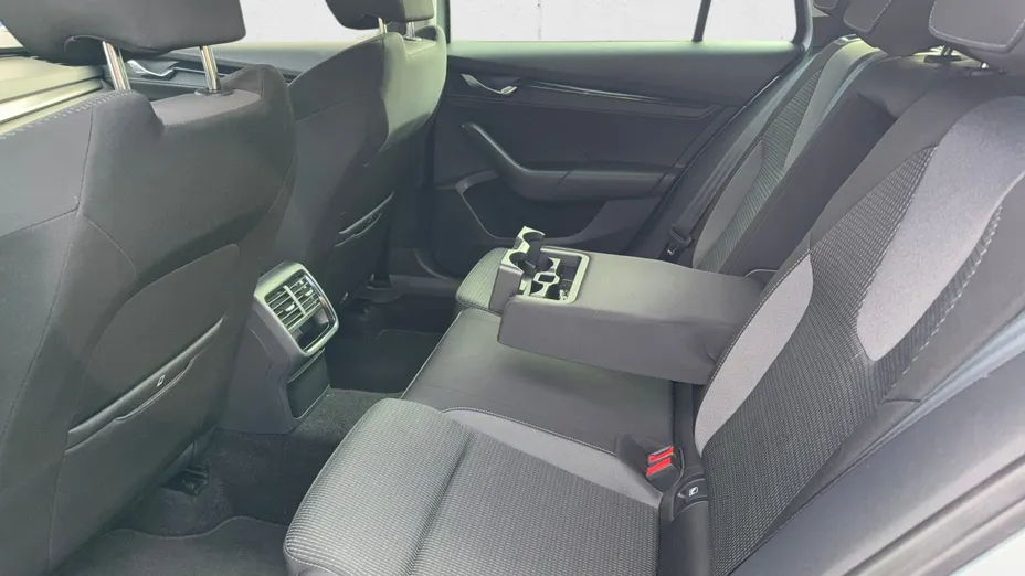 SKODA Octavia Octavia 1.5 TSI ACT Ambition