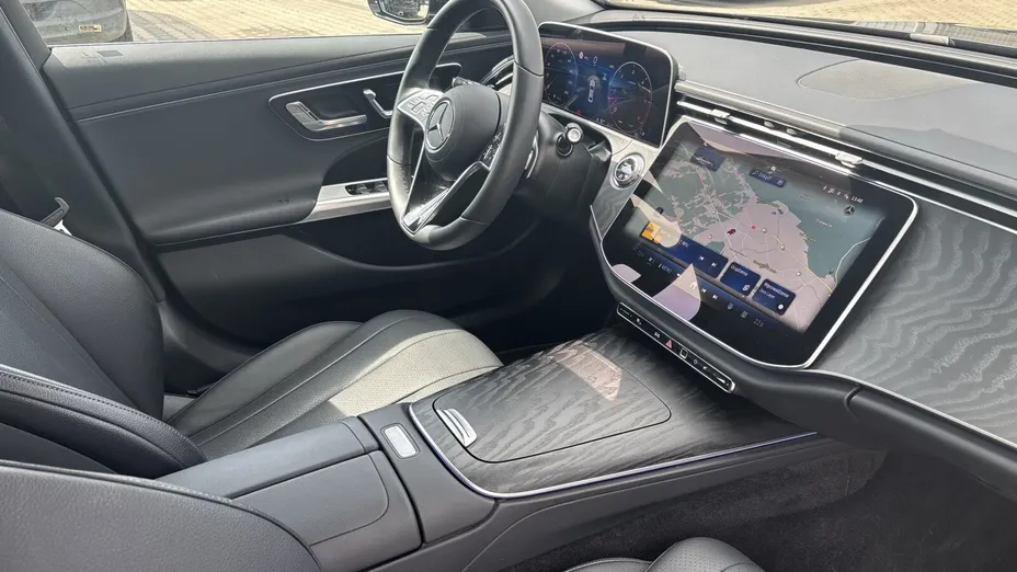MERCEDES-BENZ E Klasa E 200 d mHEV Avantgarde 9G-Tronic