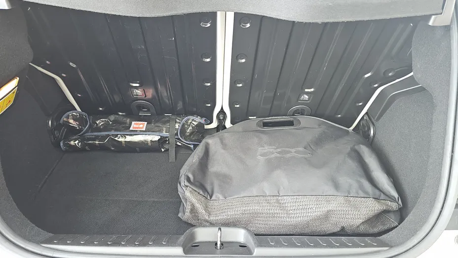 FIAT 500 500 3+1 42 kWh La Prima