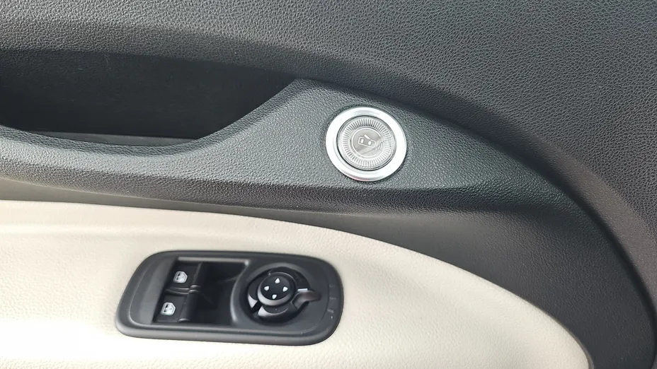 FIAT 500 500 3+1 42 kWh La Prima