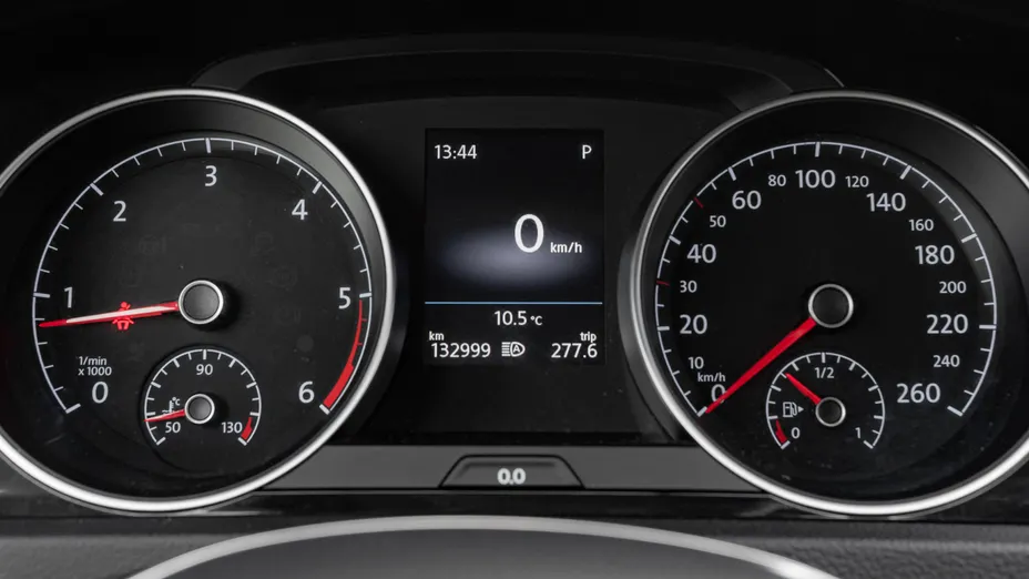 VOLKSWAGEN Golf Golf VII 2.0 TDI BMT Highline DSG