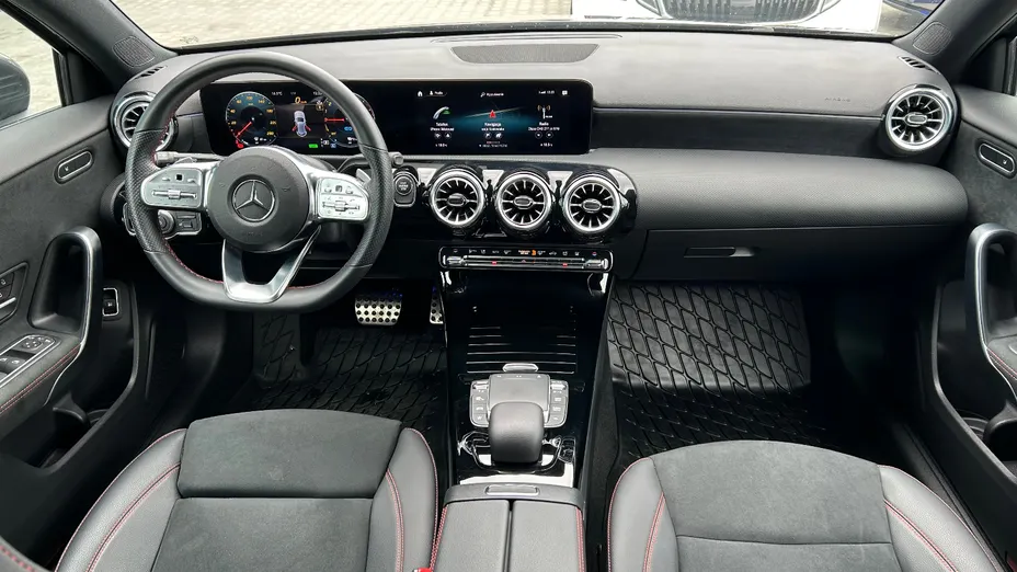 MERCEDES-BENZ A Klasa A 250 e AMG Line 8G-DCT