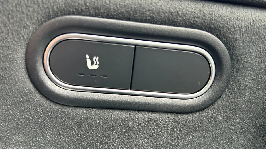 MERCEDES-BENZ A Klasa A 250 e AMG Line 8G-DCT