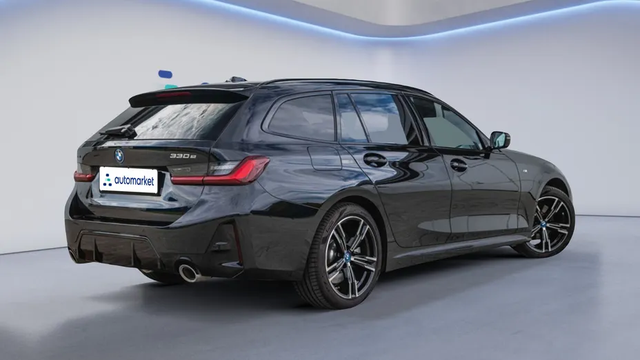 BMW Seria 3 330e xDrive M Sport sport-aut