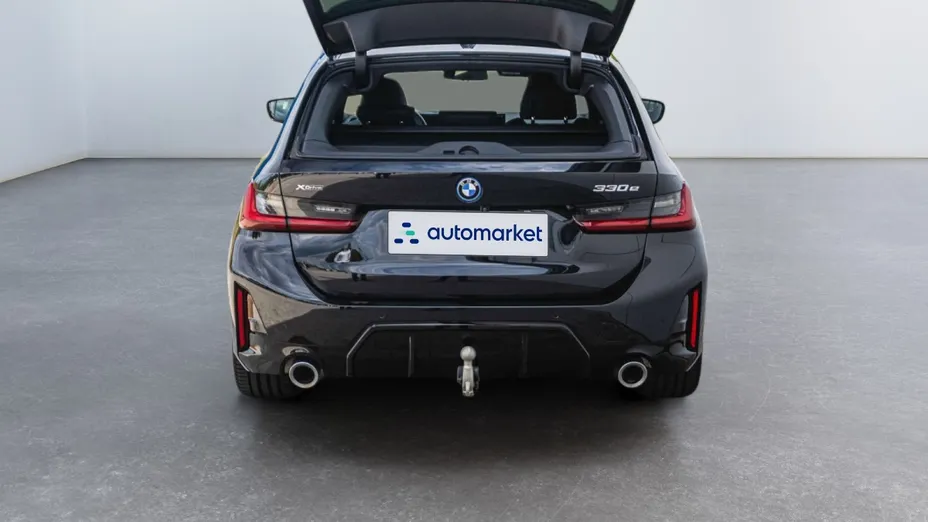 BMW Seria 3 330e xDrive M Sport sport-aut