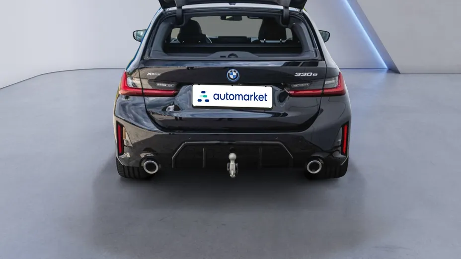BMW Seria 3 330e xDrive M Sport sport-aut