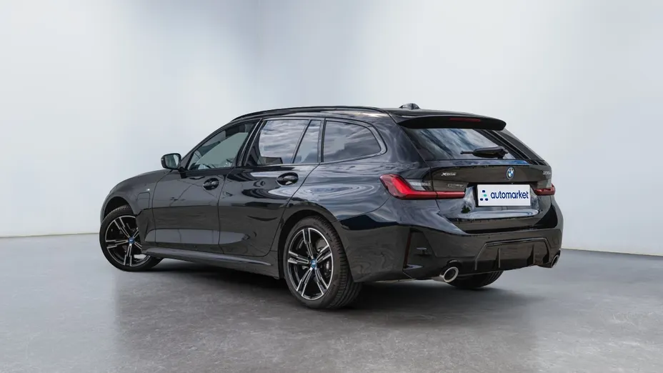 BMW Seria 3 330e xDrive M Sport sport-aut