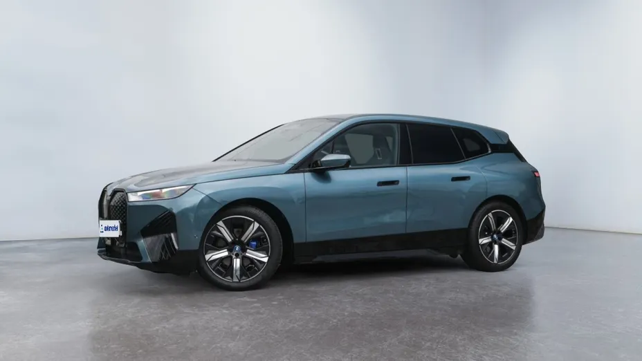 BMW iX iX xDrive40 71kWh