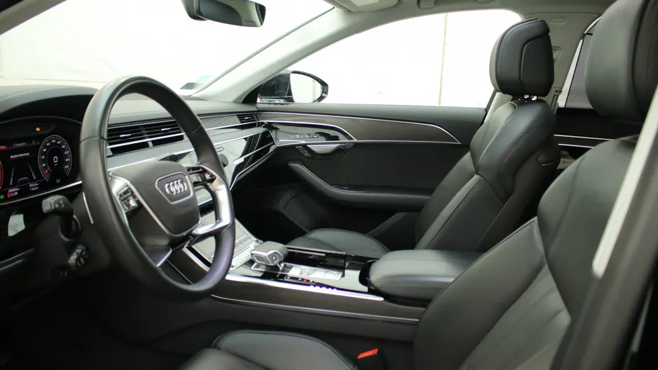 AUDI A8 A8 55 TFSI mHEV Quattro Tiptr.