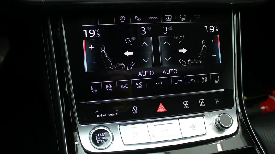 AUDI A8 A8 55 TFSI mHEV Quattro Tiptr.