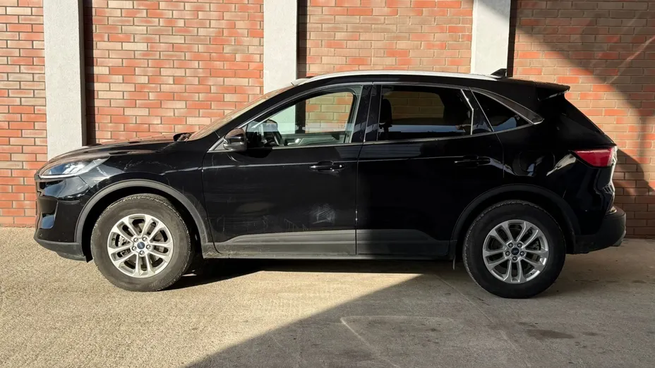 FORD Kuga Kuga 2.5 FHEV FWD Titanium