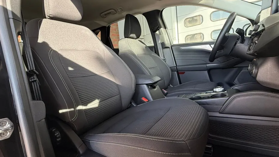 FORD Kuga Kuga 2.5 FHEV FWD Titanium