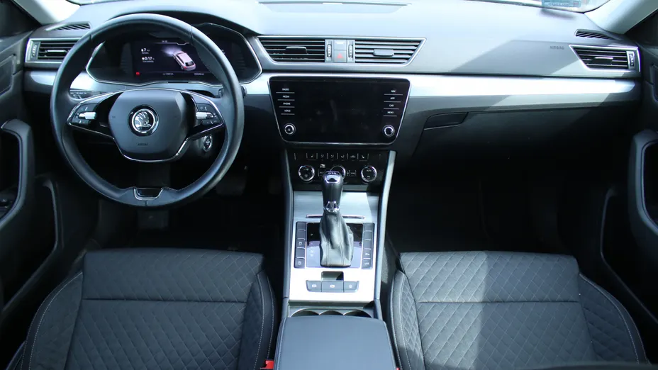 SKODA Superb Superb 2.0 TDI SCR Ambition DSG