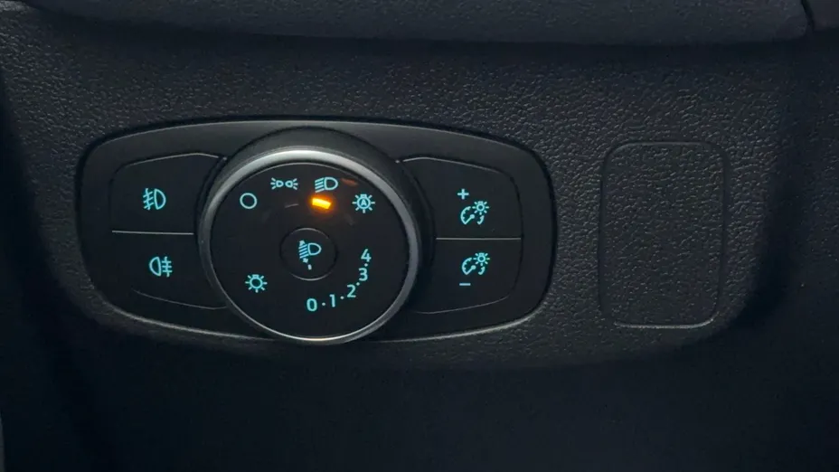 FORD Focus Focus 1.5 EcoBlue SCR Connected