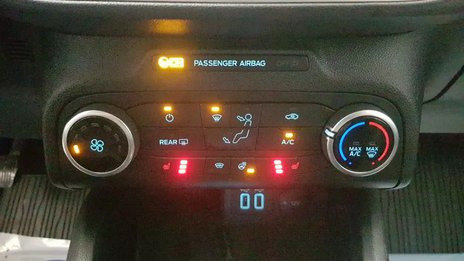 FORD Focus Focus 1.5 EcoBlue SCR Connected