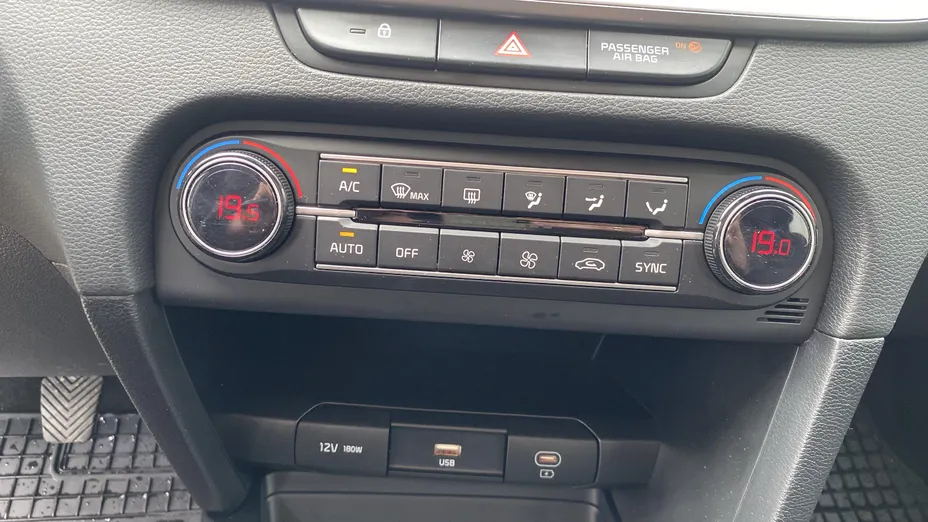 KIA Cee'd Ceed 1.5 T-GDI M