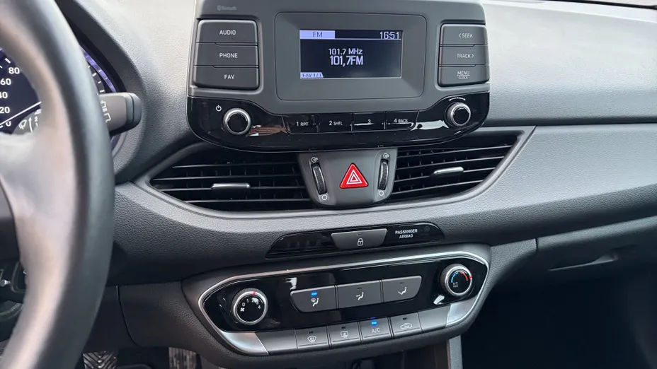 HYUNDAI i30 i30 1.5 DPI Classic +
