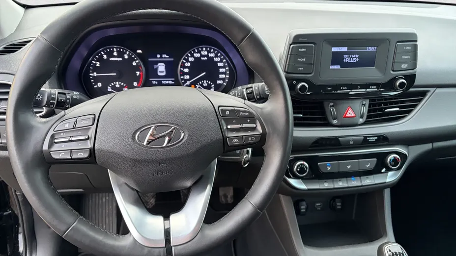 HYUNDAI i30 i30 1.5 DPI Classic +