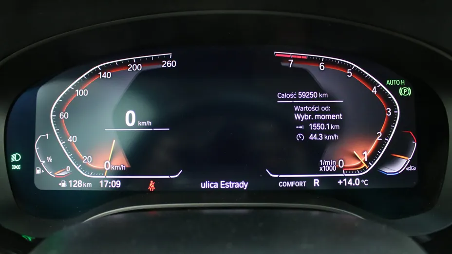 BMW Seria 5 520i mHEV aut