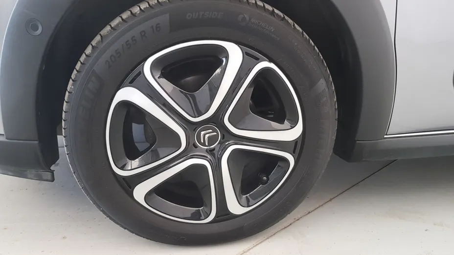 CITROEN C3 C3 1.2 PureTech Shine