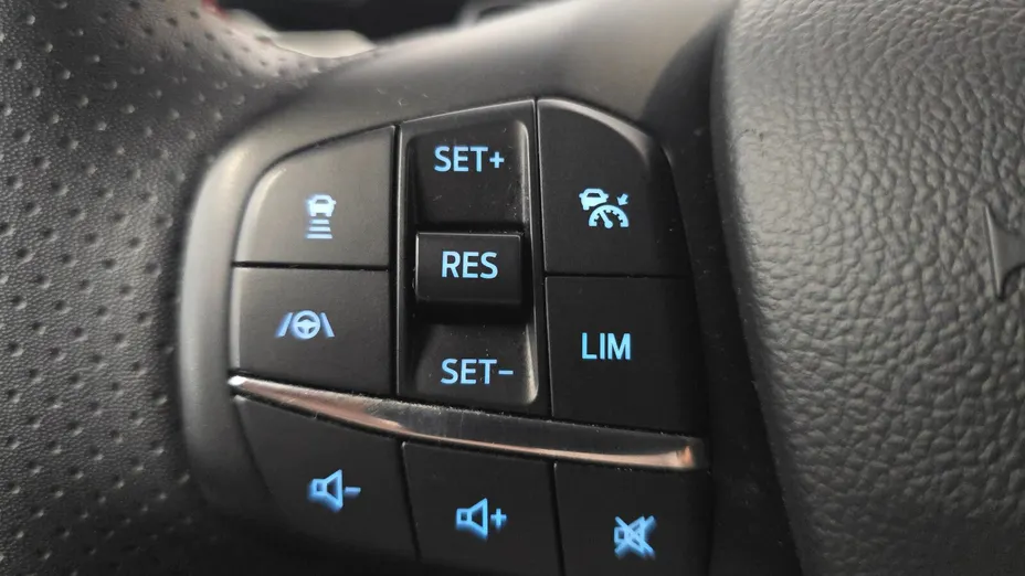 FORD Focus Focus 1.0 EcoBoost mHEV ST-Line X aut