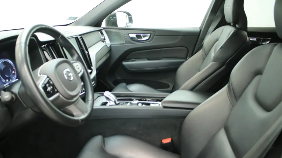 VOLVO XC60 XC60 B4 D AWD Inscription aut