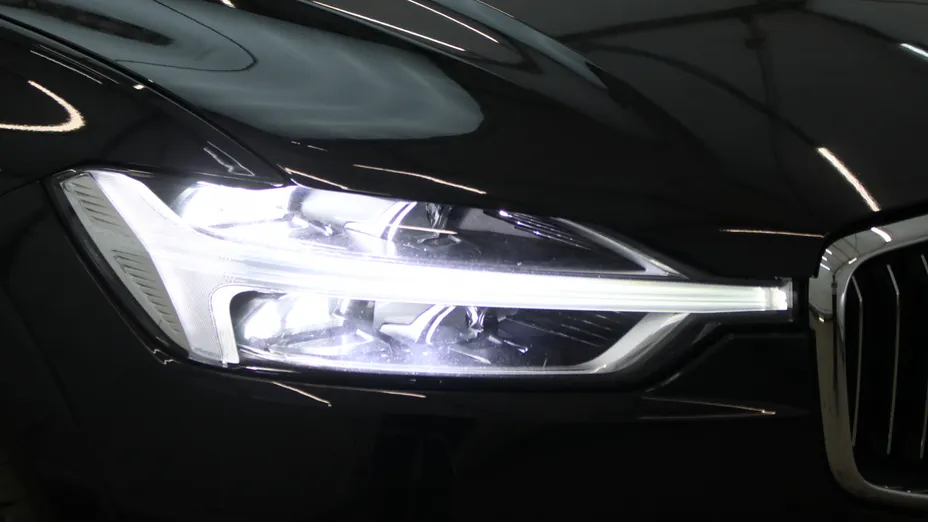 VOLVO XC60 XC60 B4 D AWD Inscription aut