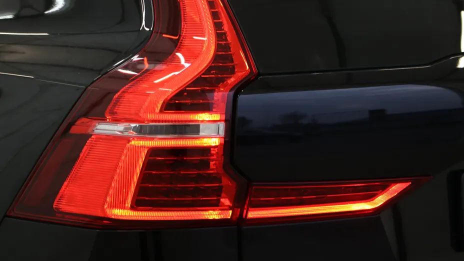 VOLVO XC60 XC60 B4 D AWD Inscription aut