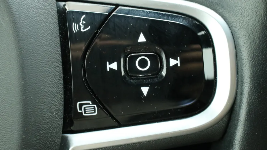 VOLVO XC60 XC60 B4 D AWD Inscription aut