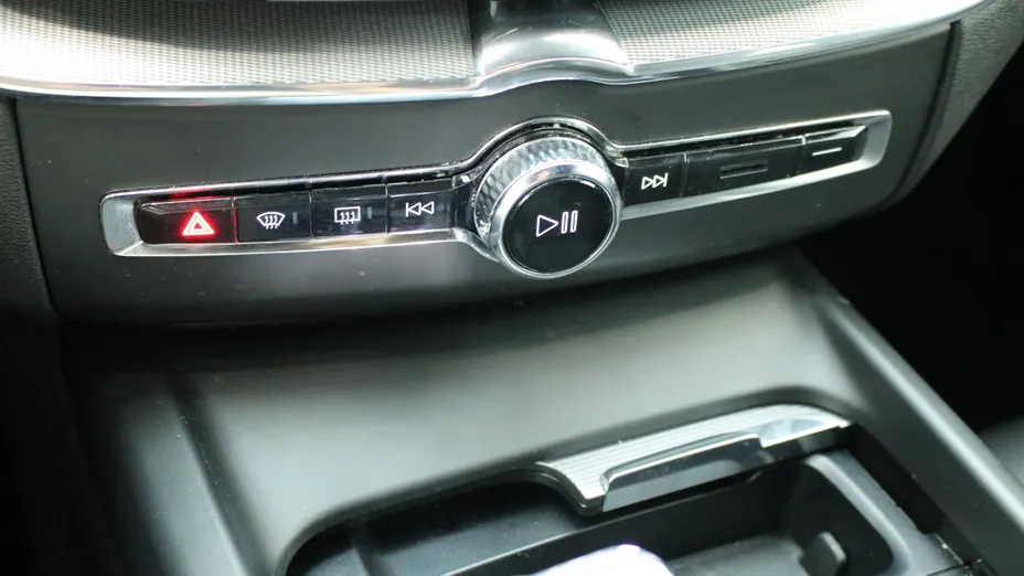 VOLVO XC60 XC60 B4 D AWD Inscription aut