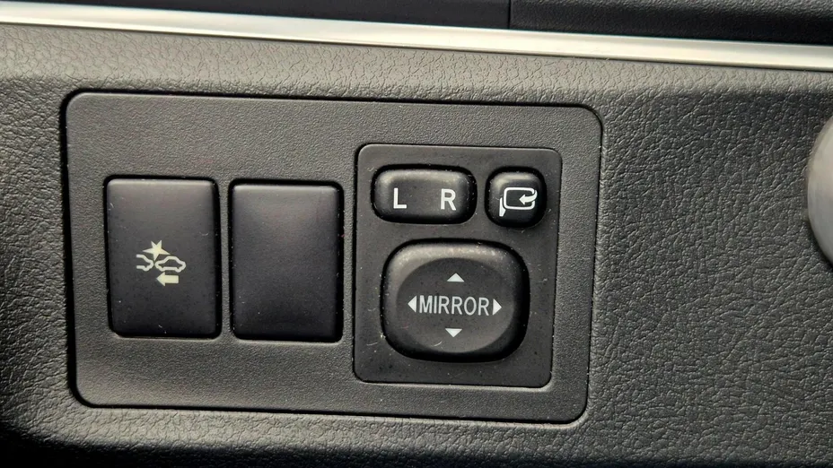 TOYOTA Verso Verso 1.8 Prestige 7os EU6