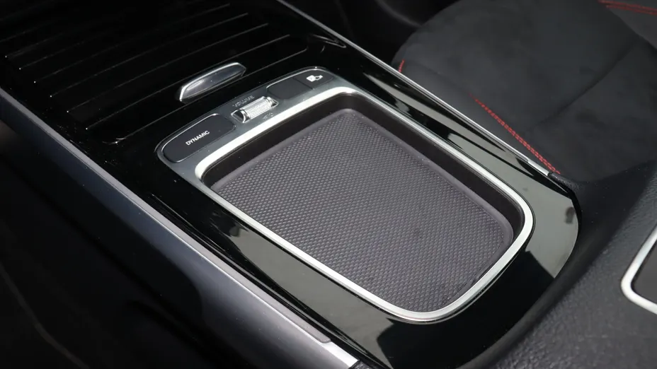 MERCEDES-BENZ GLB GLB 200 d AMG Line 8G-DCT