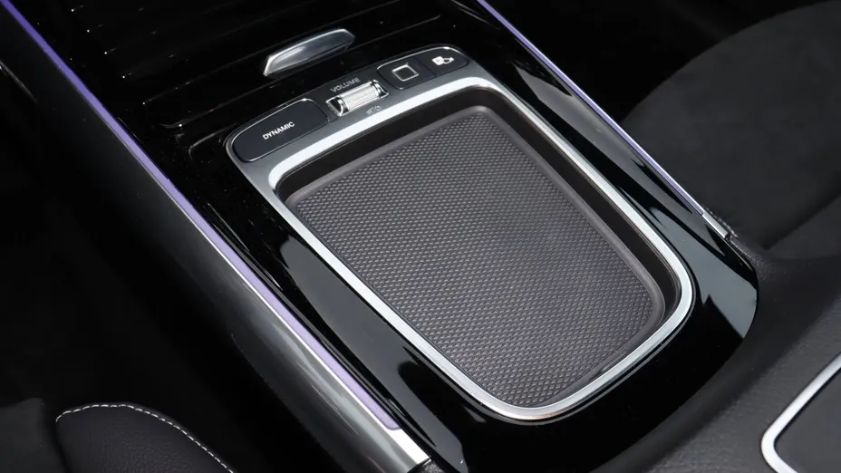 MERCEDES-BENZ GLA GLA 200 d AMG Line 8G-DCT Nowy