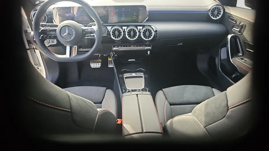 MERCEDES-BENZ CLA CLA 180 AMG Line 7G-DCT Nowy