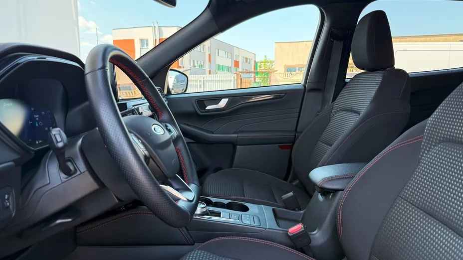 FORD Kuga Kuga 2.5 FHEV FWD ST-Line