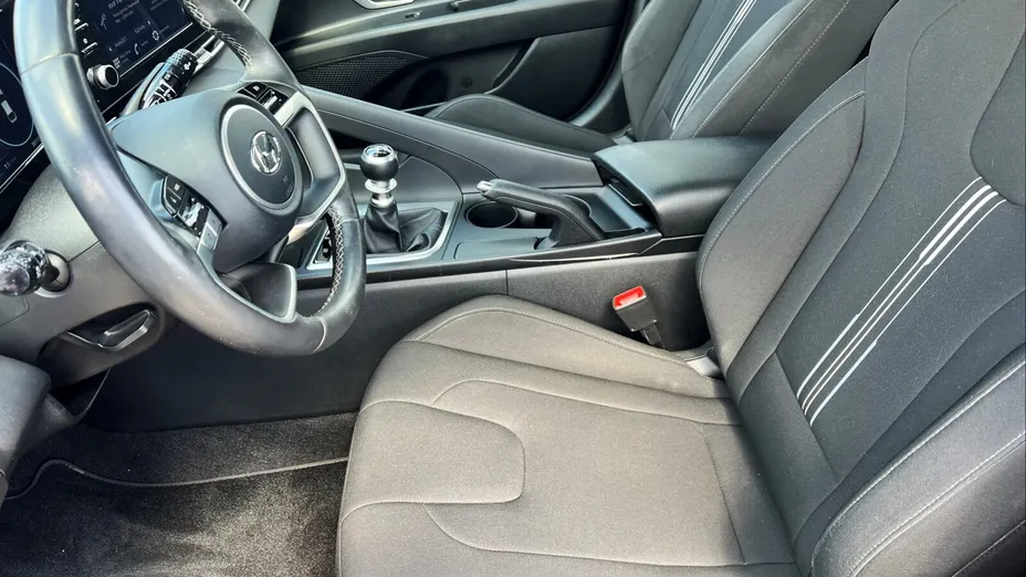 HYUNDAI Elantra Elantra 1.6 Smart