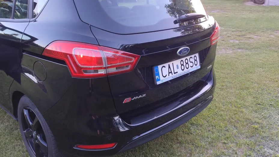 FORD B-MAX -