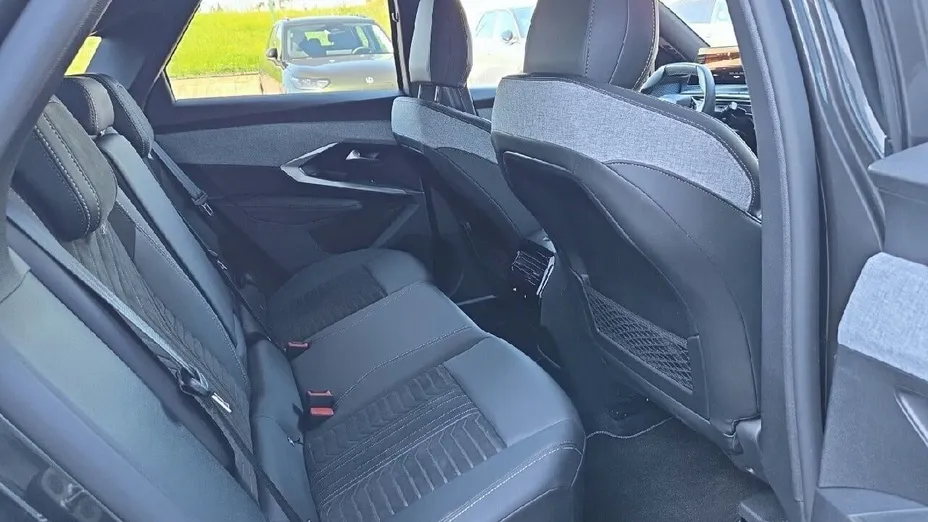 PEUGEOT 3008 3008 1.2 PureTech mHEV GT S&S e-DCS6