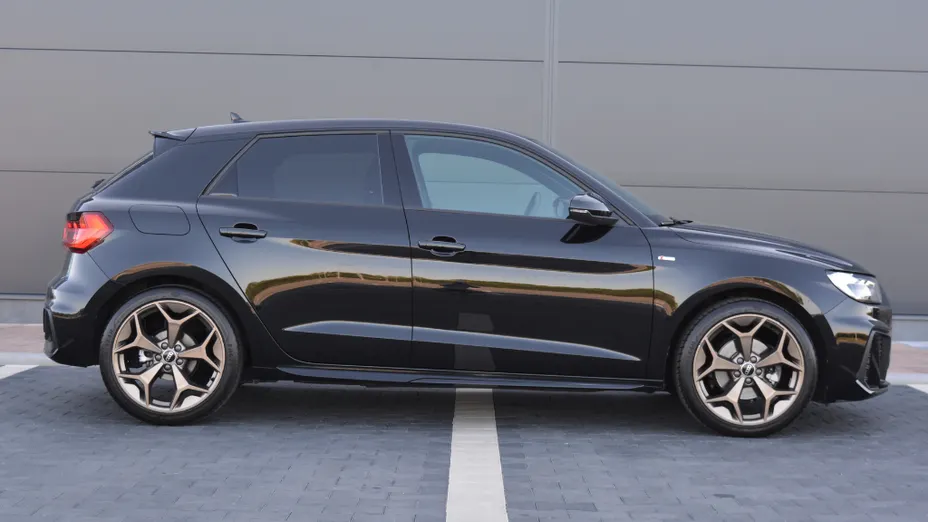 AUDI A1 A1 35 TFSI S-Line S tronic