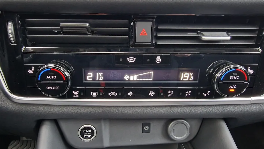 NISSAN Qashqai Qashqai 1.3 DIG-T mHEV N-Connecta Xtronic Nowy
