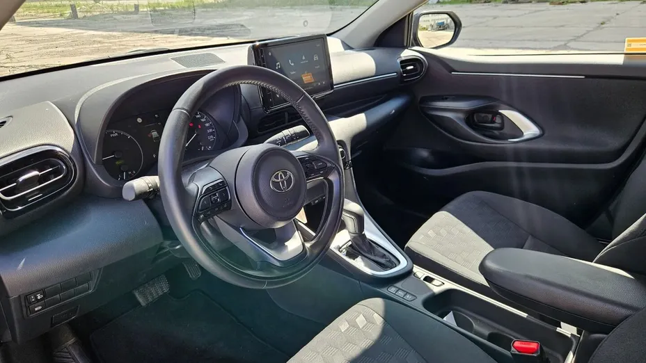 TOYOTA Yaris Yaris Hybrid 1.5 Comfort