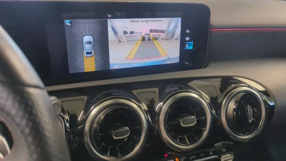 MERCEDES-BENZ A Klasa A 200 AMG Line 7G-DCT